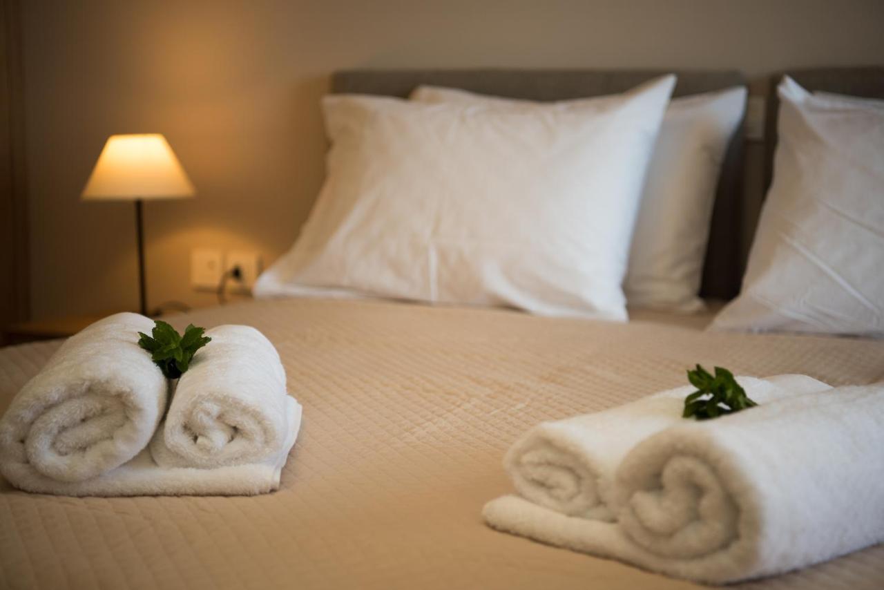 Akrotiri Sea View Suites エクステリア 写真
