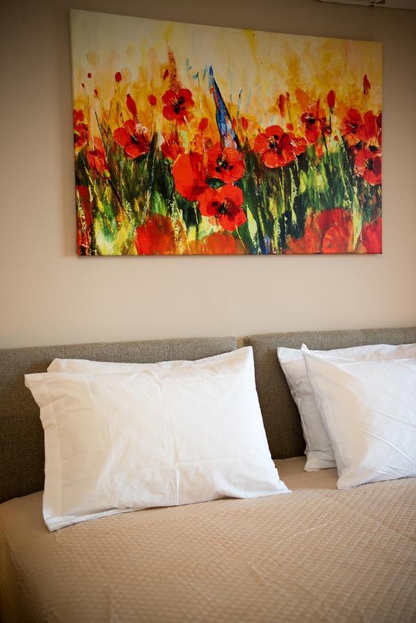 Akrotiri Sea View Suites エクステリア 写真