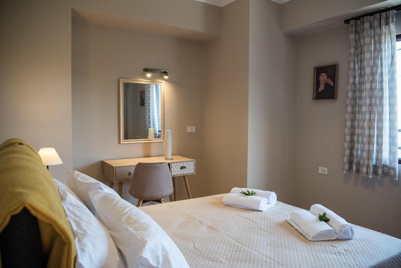 Akrotiri Sea View Suites エクステリア 写真
