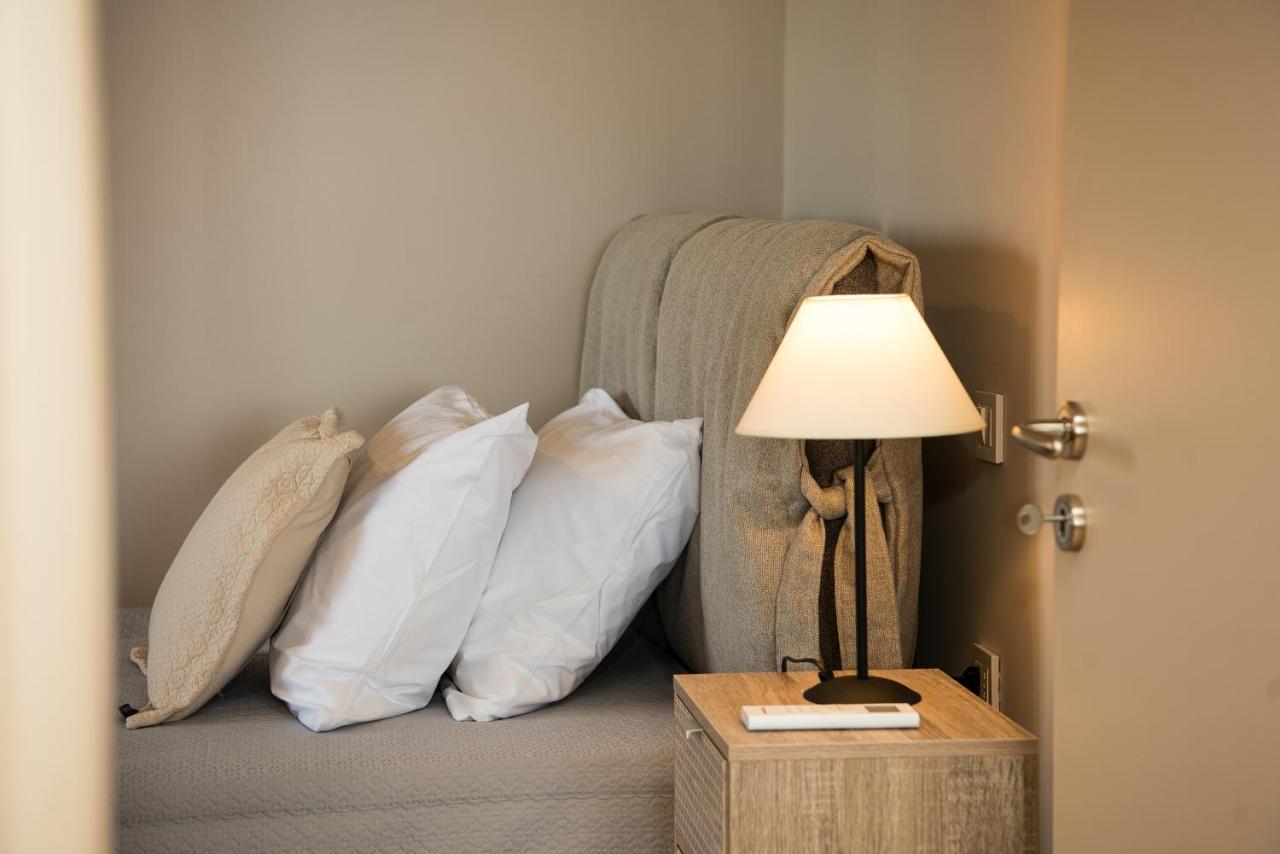 Akrotiri Sea View Suites エクステリア 写真